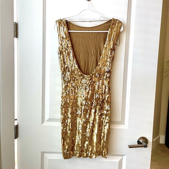 NWT Michael Kors Gold Sequin Mini Dress with Chain Back - Picture 5 of 8